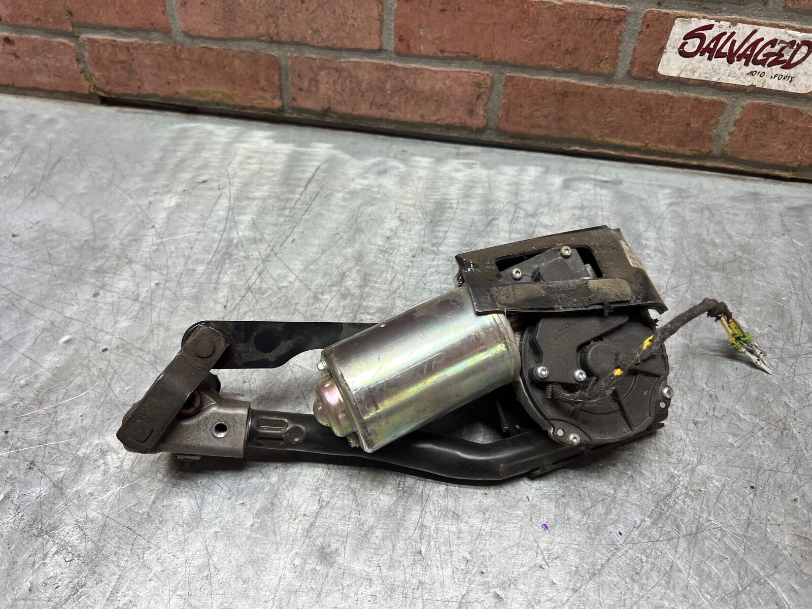 15-17 McLaren 650S Front Windshield Wiper Motor OEM