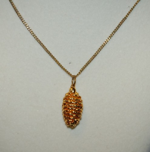 VINTAGE JEWELRY Necklace Pine Cone Pendant On Chain - Picture 3 of 4