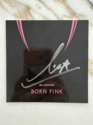 BLACKPINK - BORN PINK Lisa Cassette + LISA SIGNED ART CARD | eBay