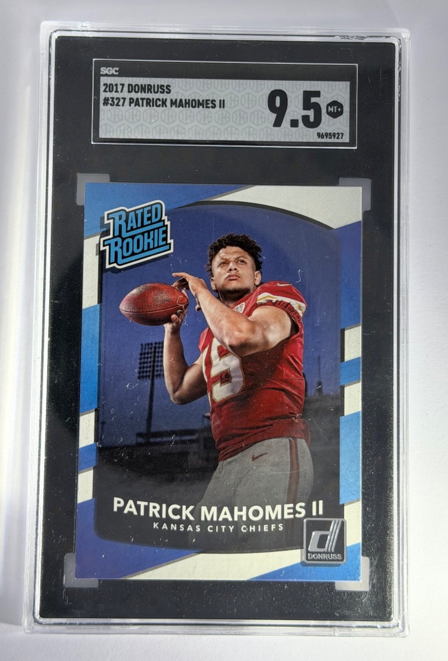 2017 Donruss #327 Patrick Mahomes II Chiefs RC Rated Rookie SGC 9.5