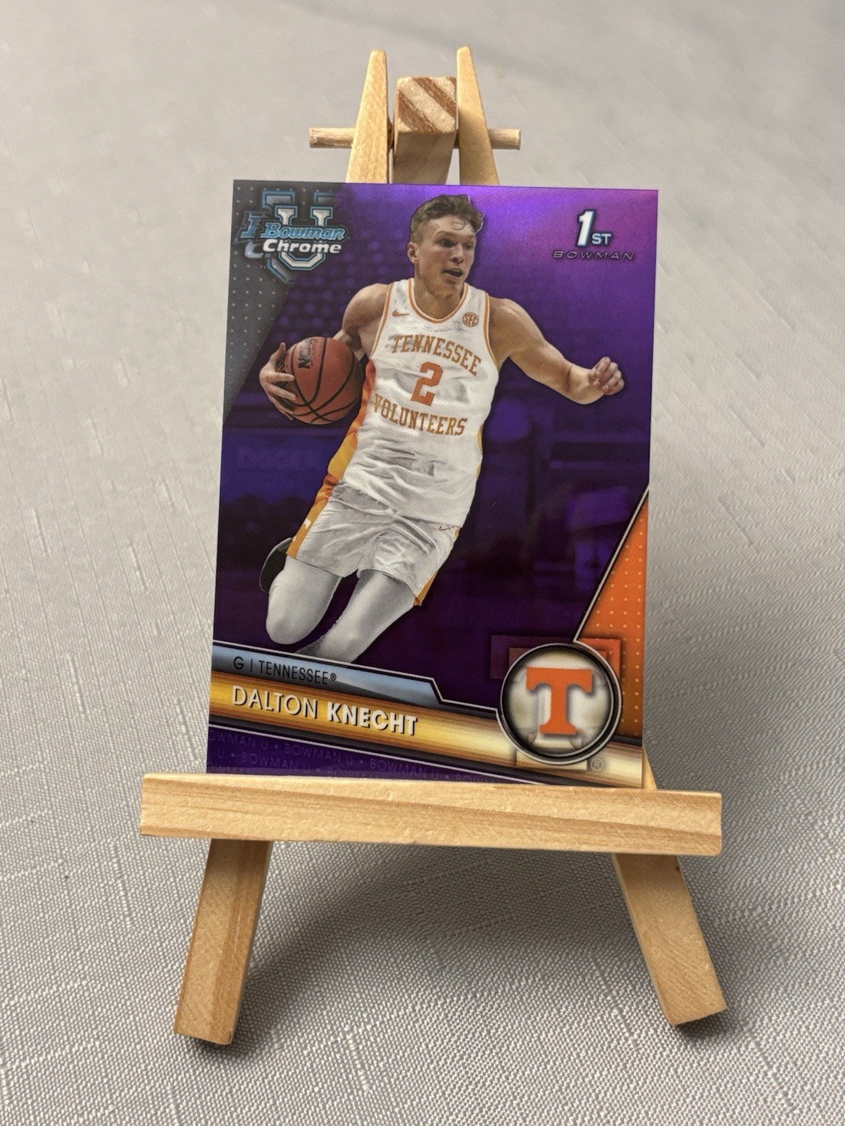 2023 Bowman University Chrome Dalton Knecht #48 Purple 1st Refractor /399 Lakers