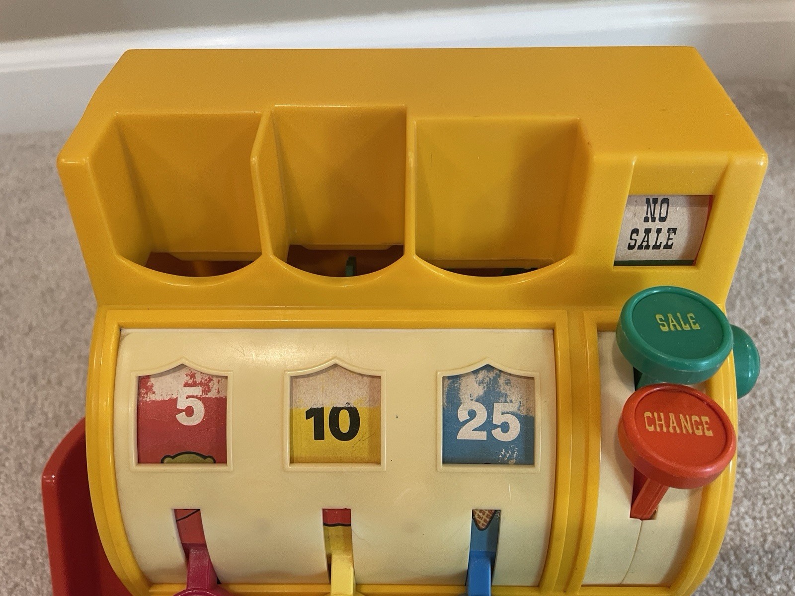 как выглядит Vintage Fisher Price Cash Register фото