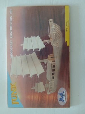 JUNK Woodcraft Construction Kit OVP