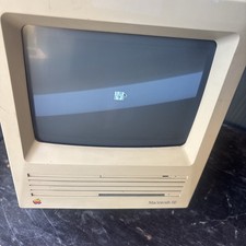 Apple Macintosh SE All-in-One Computer M5011 1MB RAM 20SC Hard Disk Powers On
