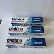 Biotene Fluoride Toothpaste Fresh Mint 4.3 oz Each Lot of 3 (1 Damaged Box)