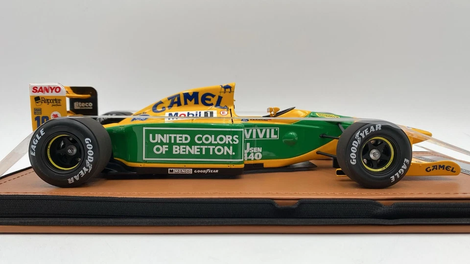 TM18374A Tecnomodel Benetton B192 M. Schumacher Winner SPA GP 1992 1/18 - Immagine 4 di 4