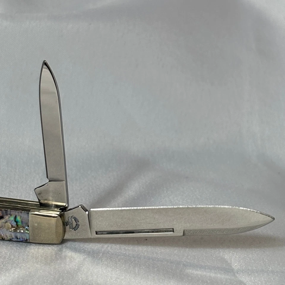 2003-2007 Case Bros Knife Small Gunstock 8215 3 Folding Blades Paua Shell Scales - Image 2 of 4