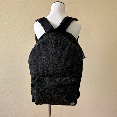 Limited Edition Lululemon 2018 Seawheeze Mainstay Reflective Backpack RARE 