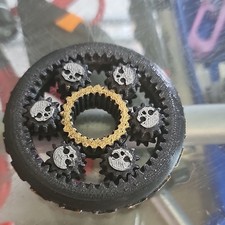 Skull Gear Fidget Spinner Toy Plastic Black Gold Silver Ages 8-11 