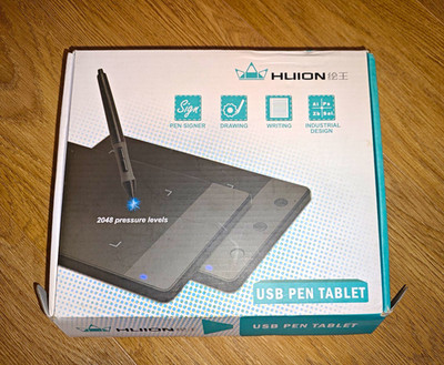 HUION Grafiktablet USB Pen Tablet mit Stift inkl. Manual & Box