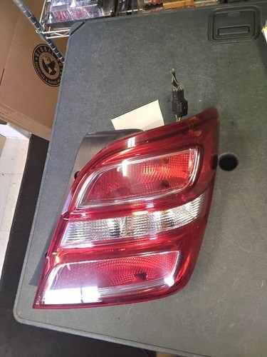 2017-2020 Chevy Sonic Rear Right Passenger Tail Light (Sedan Assembly) Oem - Picture 3 of 4