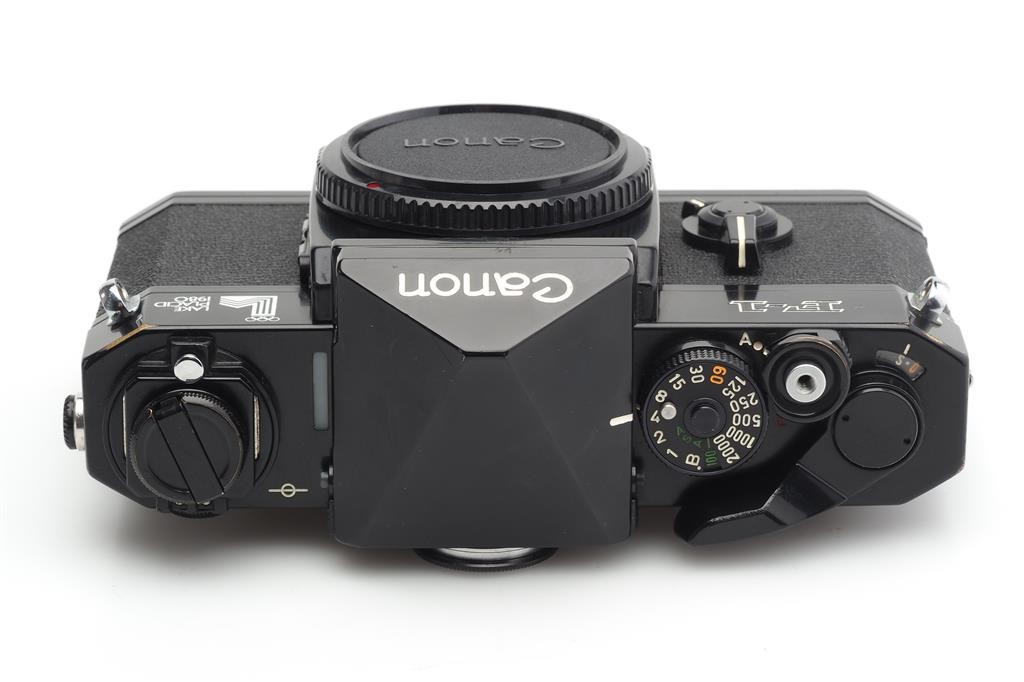 Canon F-1 ブラック LAKE PLACID 1980 Canon F-1 Lake Placid 1980 Winter Olympics Edition | Chasing