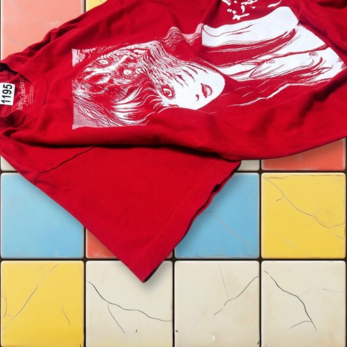 Junji Ito Collection Y2K Anime Manga Tee Red Graphic Print T-Shirt Men's M Japan - Picture 13 of 13