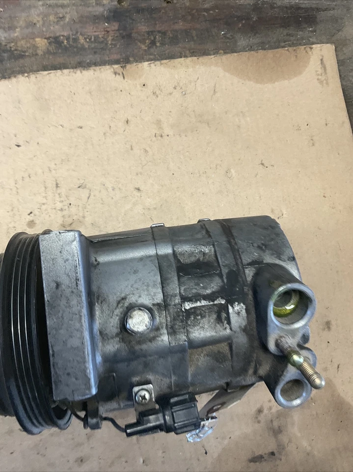03-07 Infiniti G35 Nissan 350z VQ35DE AC Compressor Assembly 92600-AM800 - Image 4 of 4