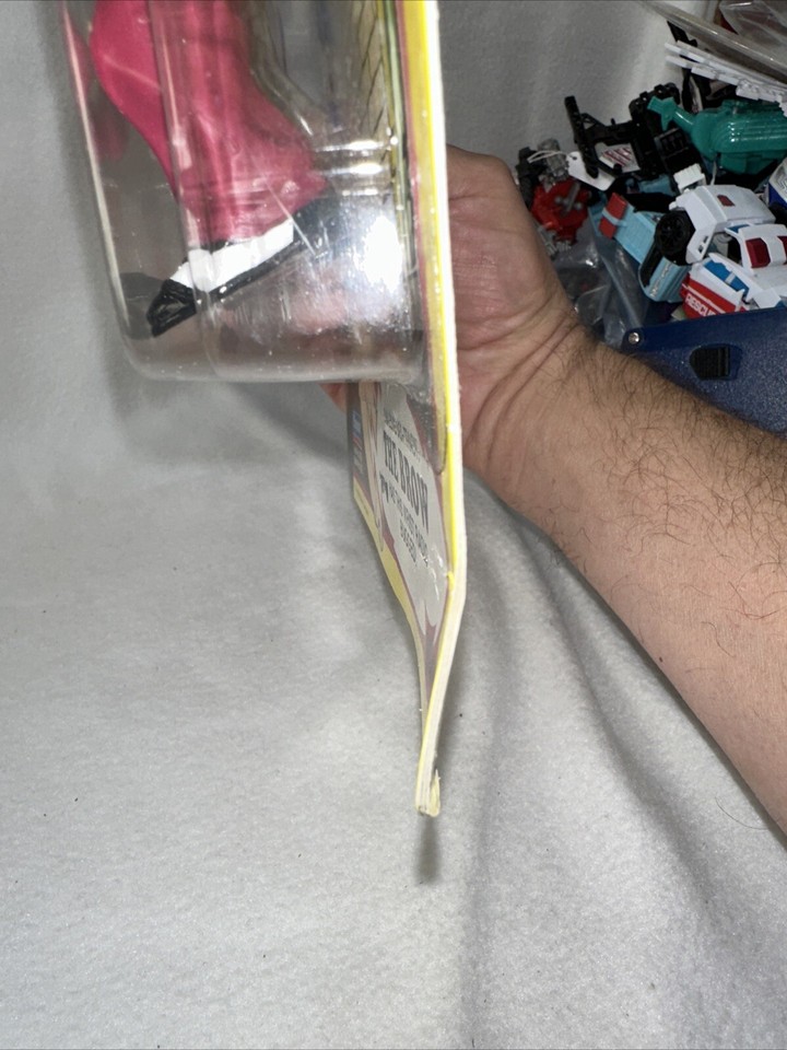 1990 Playmates Disney Dick Tracy Coppers and Gangsters The Brow Card