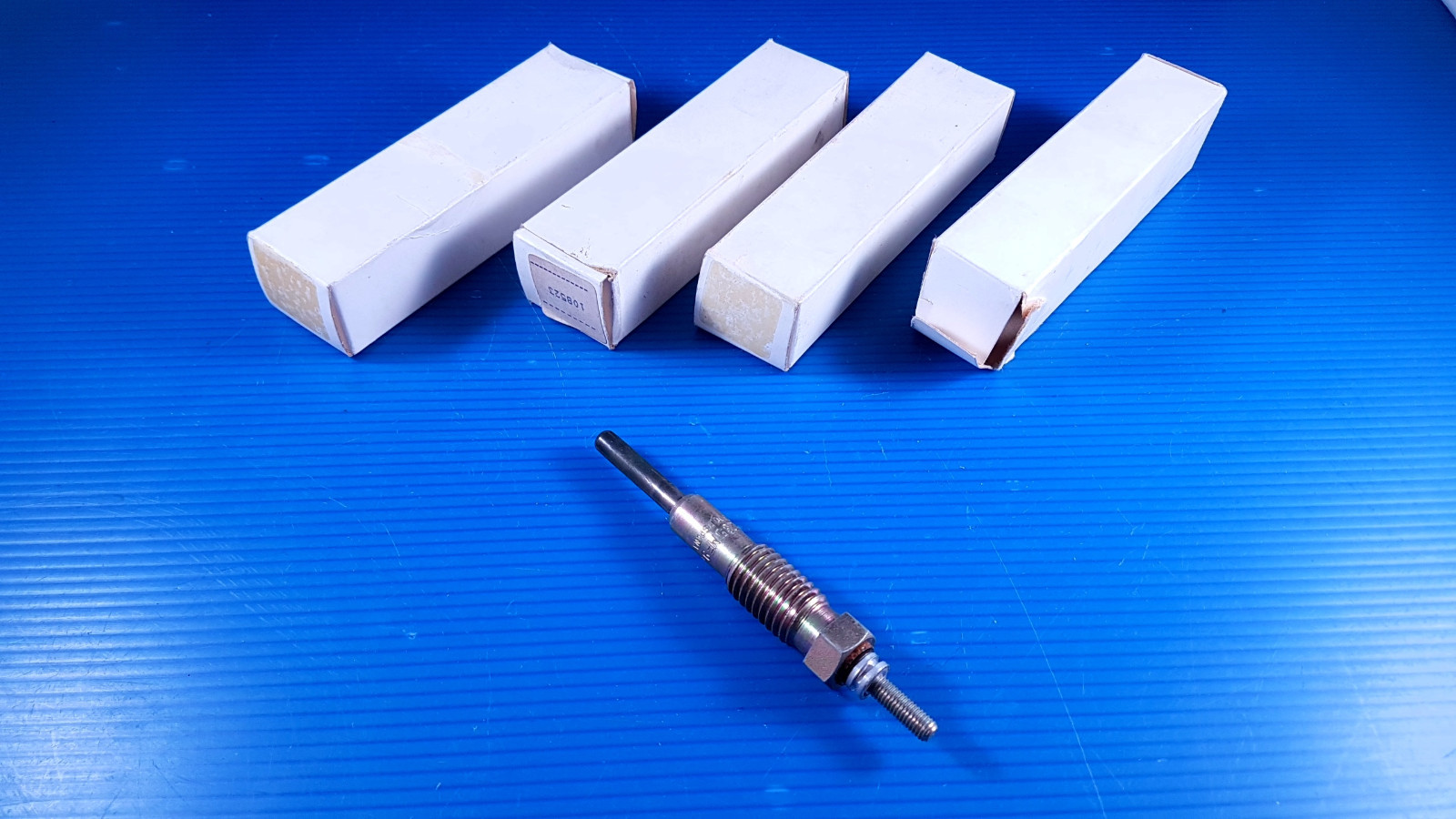 Bougies de préchauffage SX108523 pour restaurer un allumage de vieux tracteur