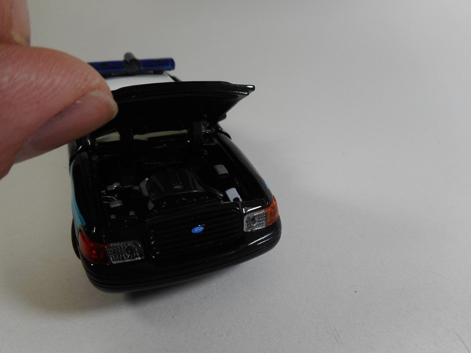 Picture 5 of 8