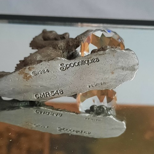 Estatuilla de dragón de peltre Spoontiques 1984 con bola de cristal vidrio cortado transparente - CMR548 - Imagen 3 de 4
