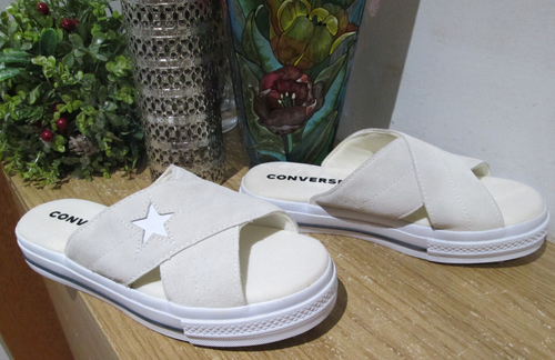 Converse One Star cremefarbene Damen-Sandale Leder Slipper Größe UK 5