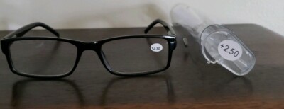 Black Plastic Framed ~ Spring Hinged ~ +2.50 Reading Glasses w/Clear Case ~L-11B