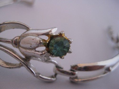 Vintage 50's Funky Faux Silver Bracelet set with Aqua Rhinestones - Picture 3 of 5