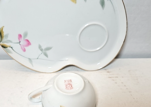 DE COLECCIÓN Noritake AZALEA APERITIVOS PLATOS TAZAS Pintado a Mano #39 Juego de Refrescos ROJO - Imagen 4 de 4