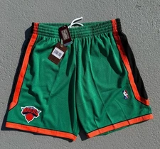 Men's Mitchell & Ness New York Knicks NBA Swingman Shorts 2006 Green XL