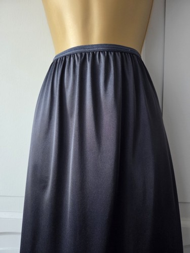 DAMEN VINTAGE M&S DUNKELBLAU SEIDIG POLYAMID HALBER SLIP GRÖSSE 16-18 - Bild 3 von 12