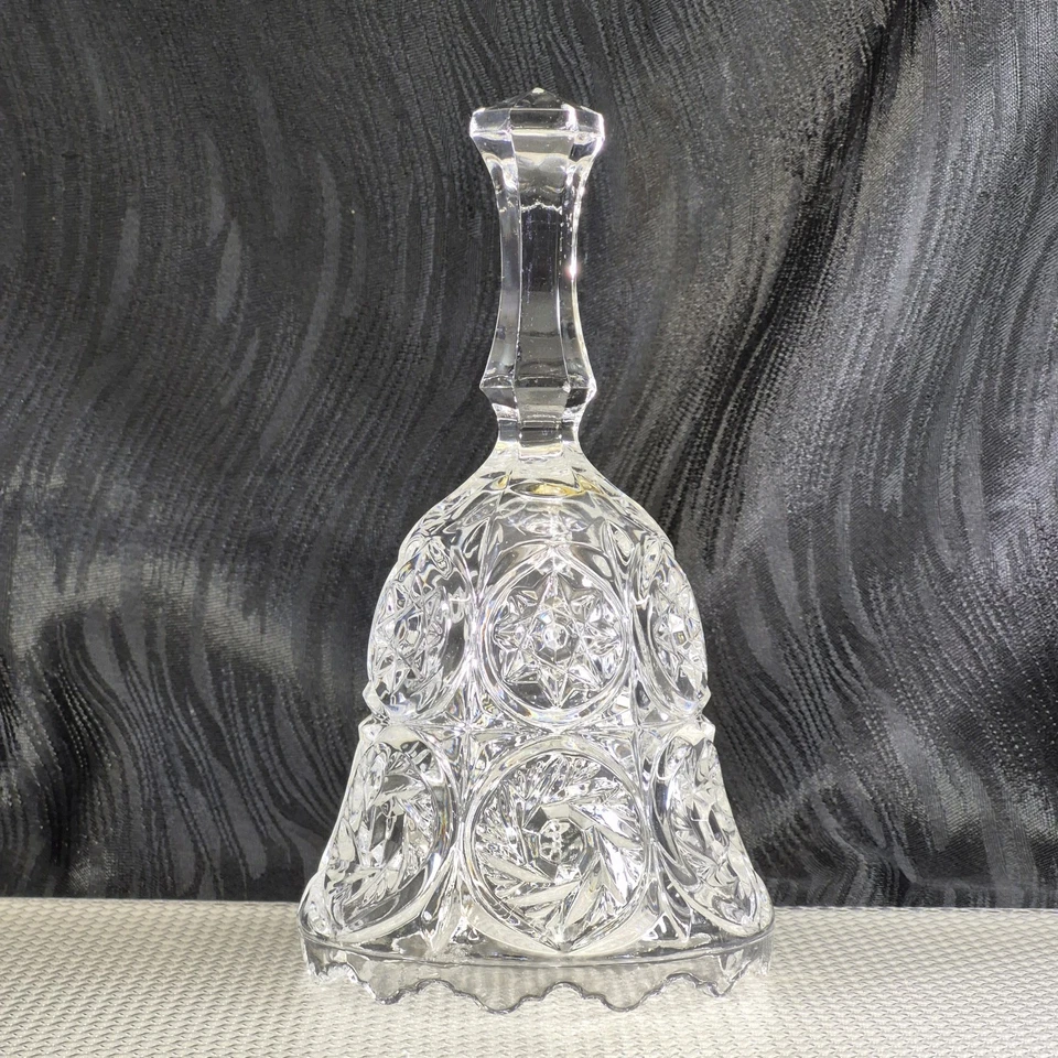 Campana de cristal Hobstar de vidrio transparente corte brillante americano 7" de alto Foto 3 de 4