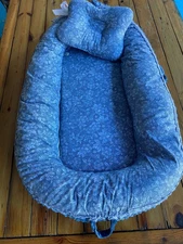 Cat Bed Nest with Pillow Blue Flower Pattern NEW Sealed Package Washable Cover