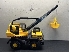 Tonka Steel Classics MIGHTY CRANE Steel & Sturdy Plastic Construction TRUCK