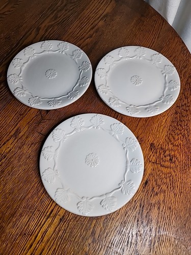 3er Set Home Interiors cremeweiß geprägte dekorative Teller ~ 8" verwendbar oder aufhängen