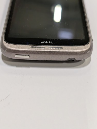 HTC Wildfire A3333 - Working, Broken Screen, No Accessories - Picture 5 of 8