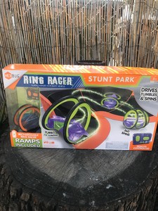 hexbug ring racer stunt park