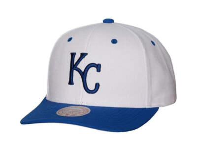 MENS MITCHELL & NESS MLB GAME ON PRO SNAPBACK ROYALS - OFF WHITE