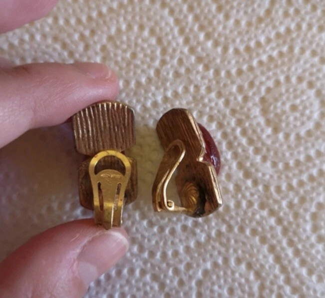 ORECCHINI CORALLO NATURALE ROSSO - Immagine 2 di 4