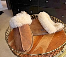 Preowned UGG Scuffette II Women's Slipper 1106872 Chestnut/Cream Sz 8