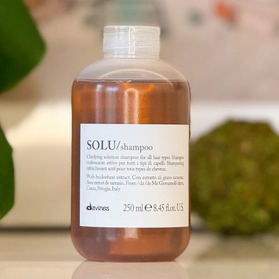 Davines SOLU Clarifying Shampoo Buckwheat Extract 8.45 fl. oz. 250ml