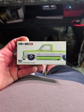 1/64 MINI GT KAIDO HOUSE 1983 CHEVROLET SILVERADO CUSTOM YELLOW #112 (Not Seal)