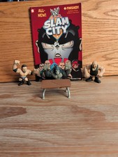 WWE Mattel Slam City Gorilla, Big Show, Wade Barrett Wrestling Figures & Book