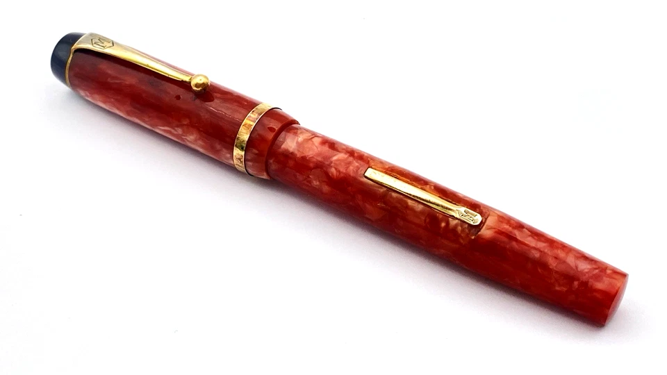 PLUMA ESTILOGRÁFICA DIPLOMA MENTMORE DE COLECCIÓN EN MÁRMOL ROSA 14K MEDIANA NUEVA EN CAJA INGLATERRA Foto 2 de 4