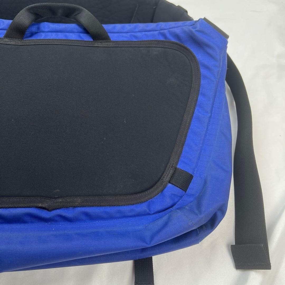 【ネイビー】ARC'TERYX Granville 10 Courier Bag Arc'teryx – Granville 10 Courier Bag – SHELLZINE