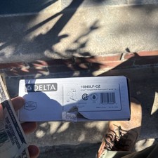 DELTA 15840LF-CZ Arvo Single Hole 1-Handle Bathroom Faucet in Champagne Bronze