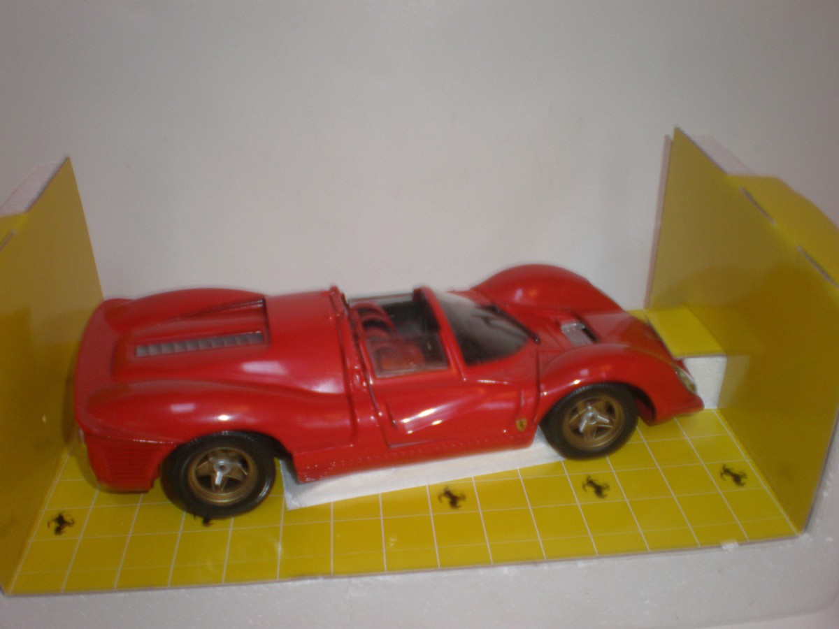 1/18 Jouef Evolution Ferrari 330 P4 Race Car Red, Die-Cast