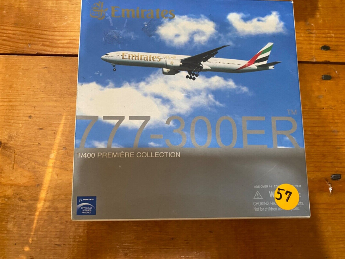 Vintage Dragon Wings premier col. Boeing 777-300Er EMIRATES 1/400