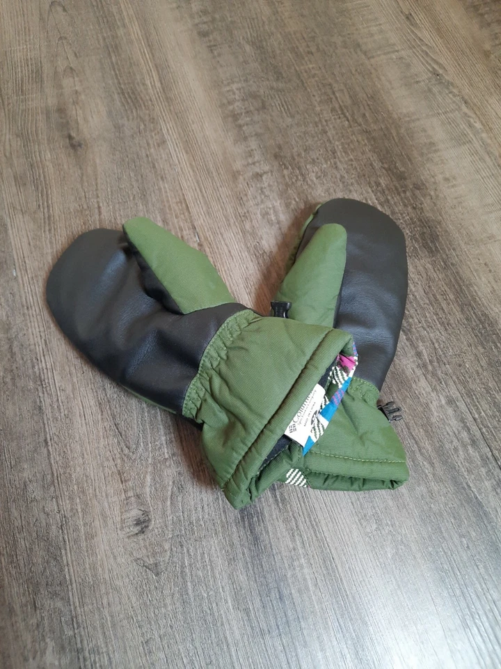 Columbia Youth medium green mitten gloves girls - Image 3 of 4