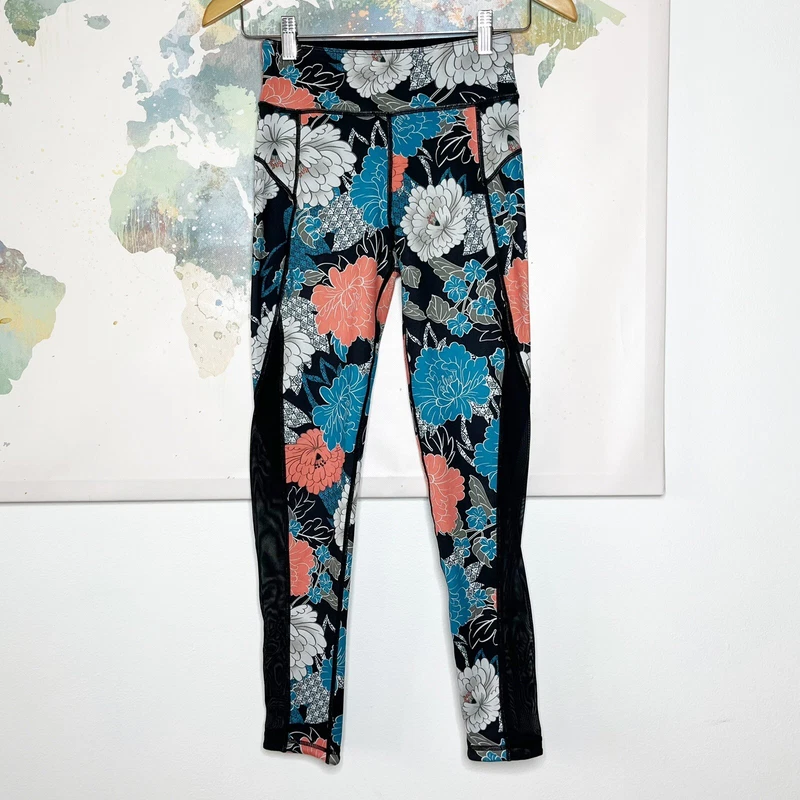 sweaty-betty chandrasana floral mesh reversible leggings