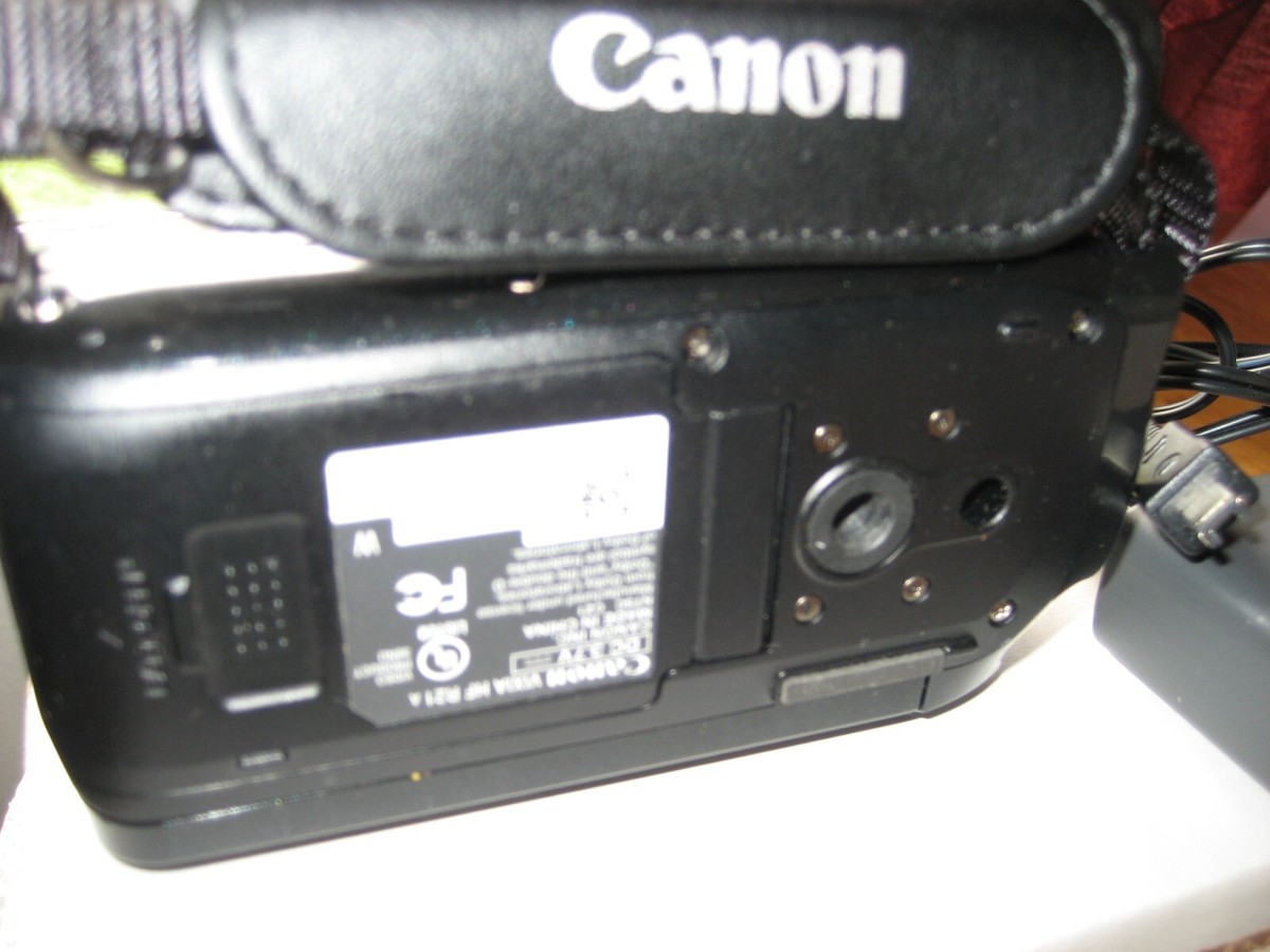 Canon HF R21 (32 GB) High Definition Camcorder &Battery Canon HF R21 (32 GB) High Definition Camcorder &Battery