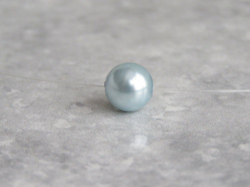 Floating Illusion Necklace With A Light Blue Preciosa Pearl Pendant - Picture 4 of 9