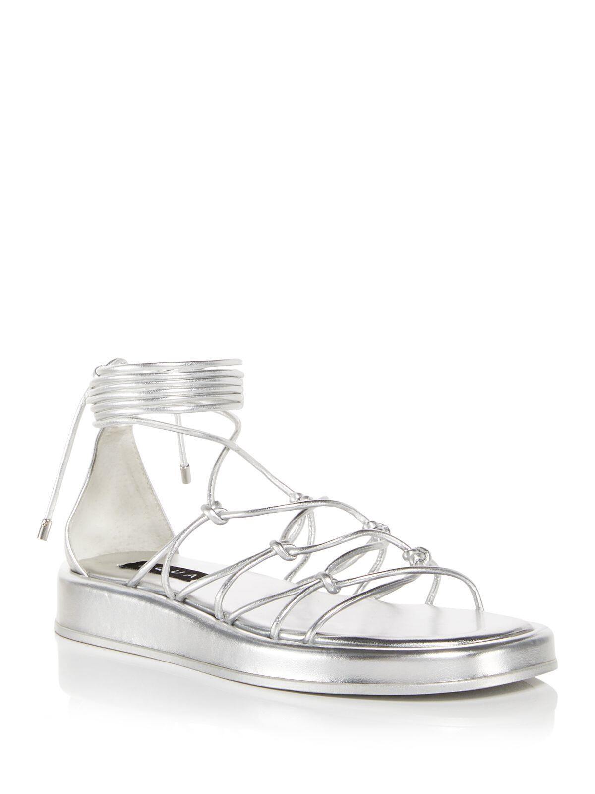 Женские серебристые сандалии-гладиаторы на танкетке AQUA Womens с запахом на лодыжке и звездами с открытым носком, 7 М